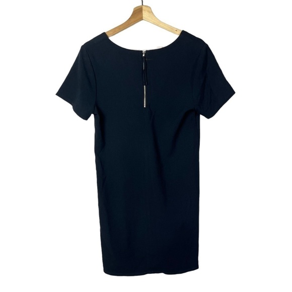 One Clothing Navy Blue V-Neck Short Sleeve Shift Dress M - Picture 2 of 5